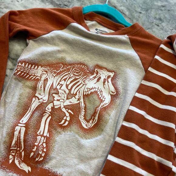 Member's Mark Burnt Orange Dinosaur Pajama Set 5T - Picture 4 of 4